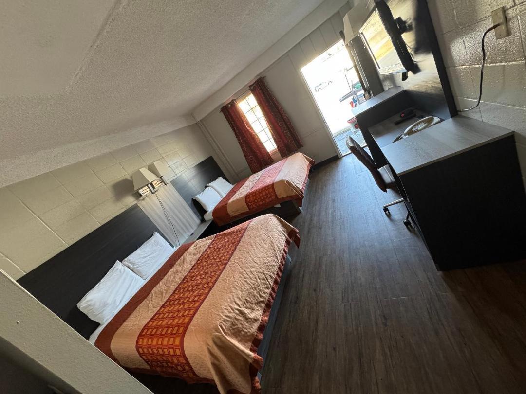 Budget Inn Carthage Esterno foto
